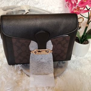 Coach Jade Messenger in Signature Canvas